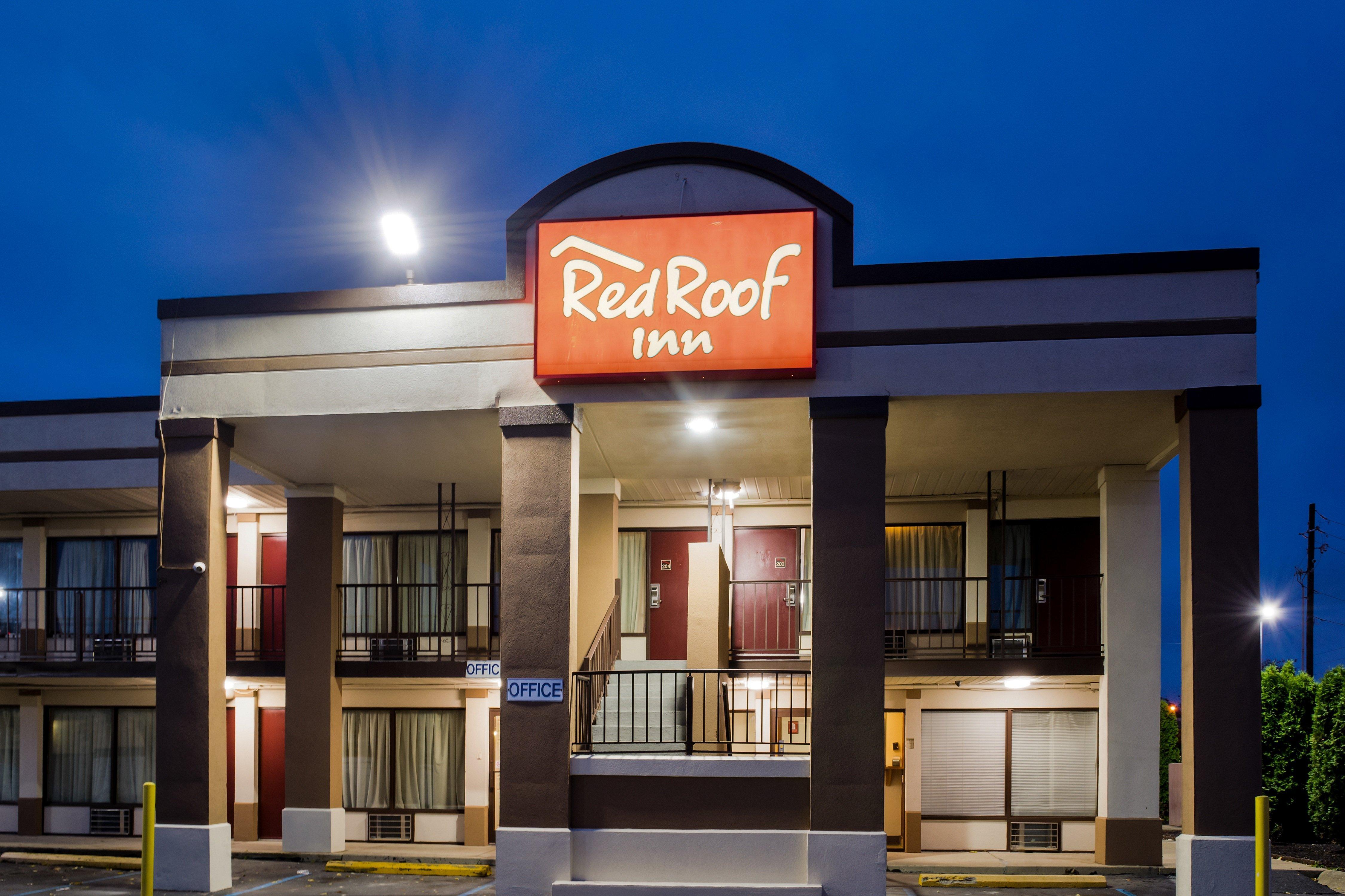 Red Roof East 2*